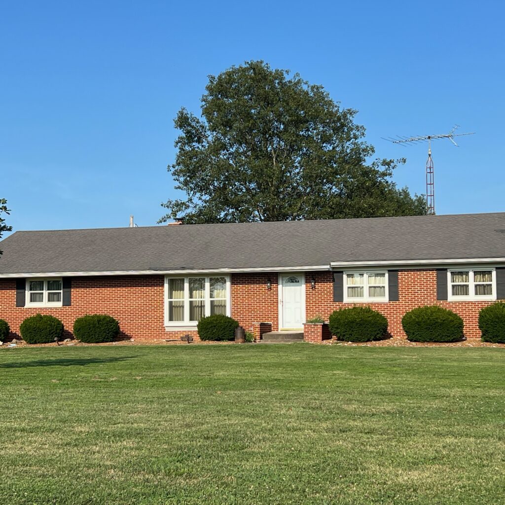 Real Estate Brokerage Doerr Auction and Realty